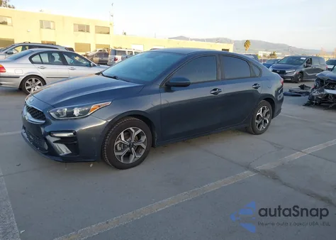 2020 Kia Forte Lxs z USA, uszkodzony, nr VIN 3KPF24AD0LE255918